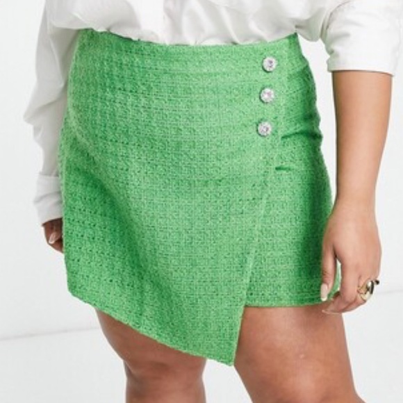 ASOS Curve Dresses & Skirts - ASOS curve nwt green mini skirt size 20